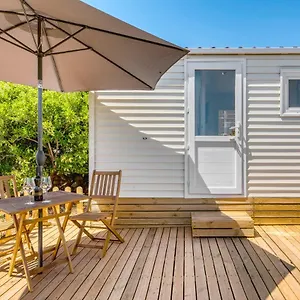https://casa-amarelo-tiny-house-with-fantastic-view-just-8-min.hotelaalgarve.com