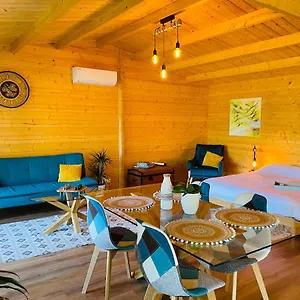 https://chalet-loda.midi-pyreneeshotels.com
