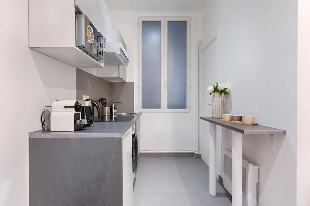 Batignolles Lemercier Cosy Apartment 4P-1Br París Francia