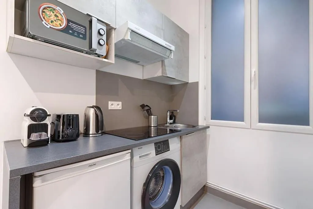 Batignolles Lemercier Cosy Apartment 4P-1Br Paris France
